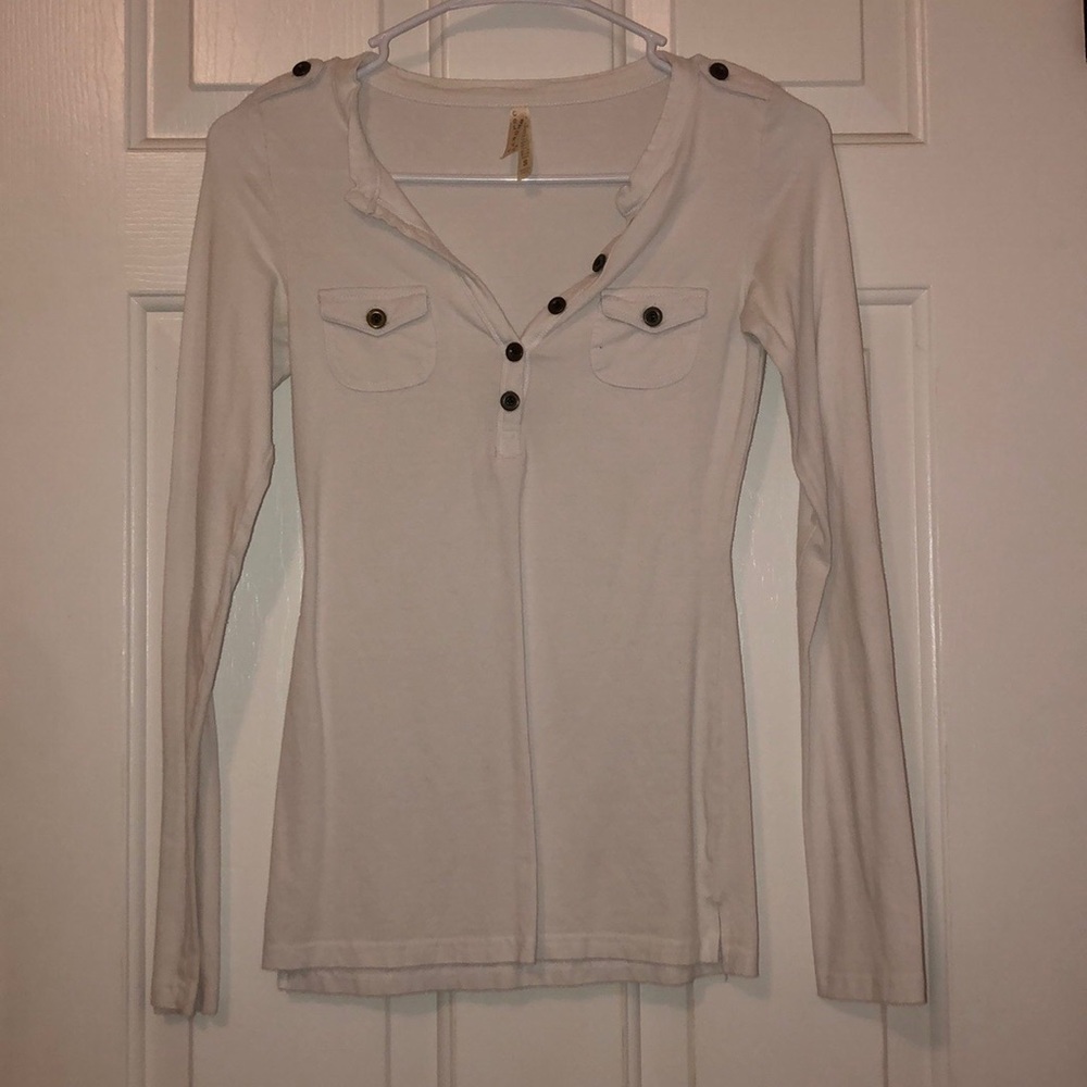 Long sleeve v neck